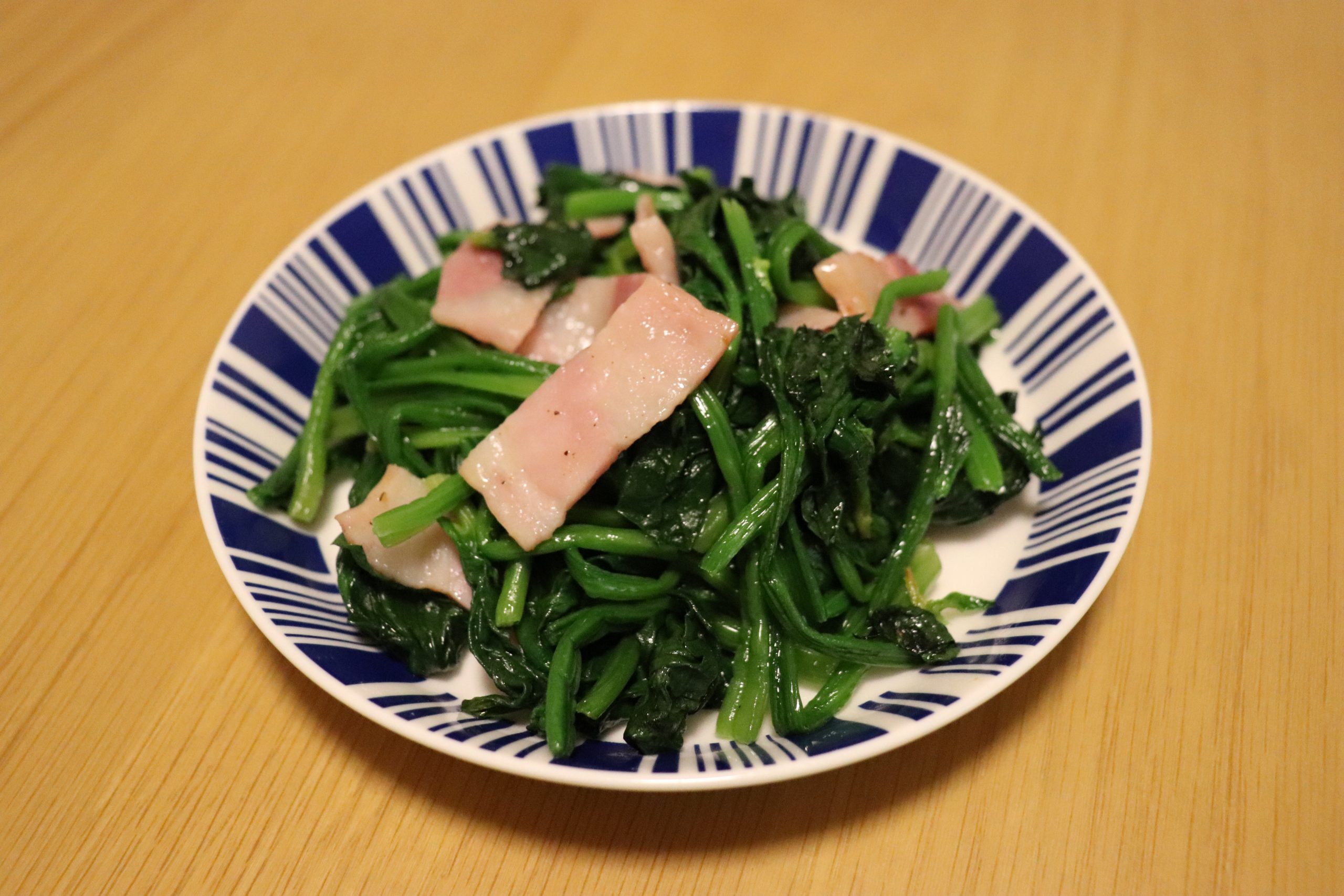 ほうれん草のバターソテーのつくり方 / レシピ